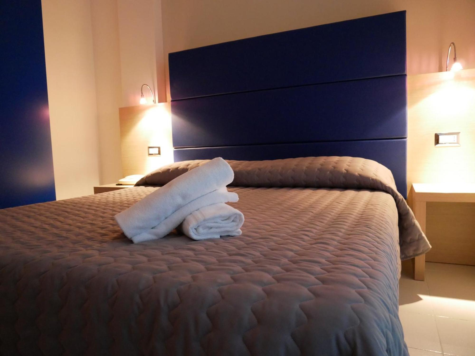 Hotel Kon Tiki Numana Luaran gambar